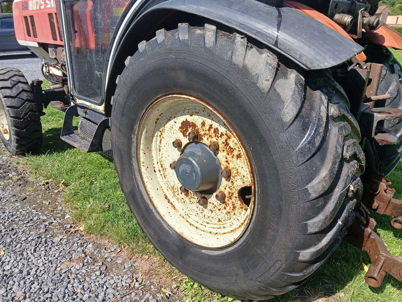 Steyr 8075 - Compact tractor: picture 5 Steyr 8075 - Compact tractor: picture 5