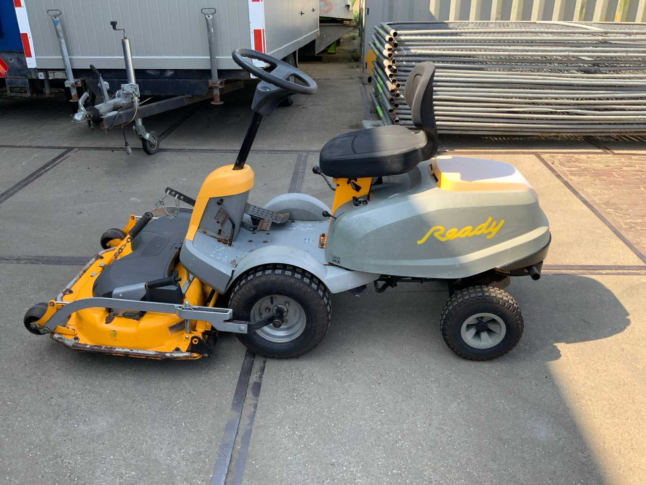 Stiga Ready HST - Garden mower: picture 3 Stiga Ready HST - Garden mower: picture 3