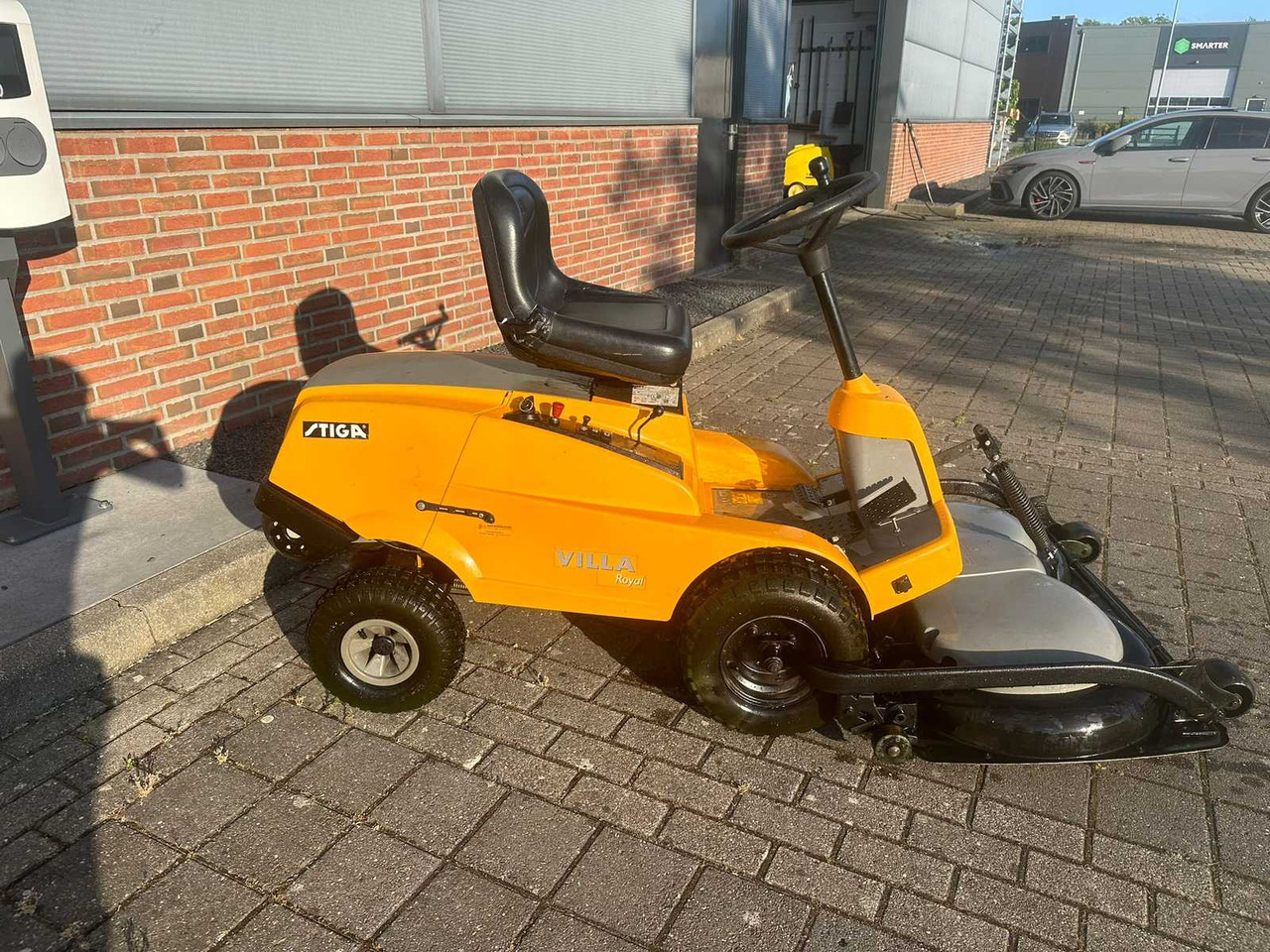 Stiga Villa - Garden mower: picture 4 Stiga Villa - Garden mower: picture 4