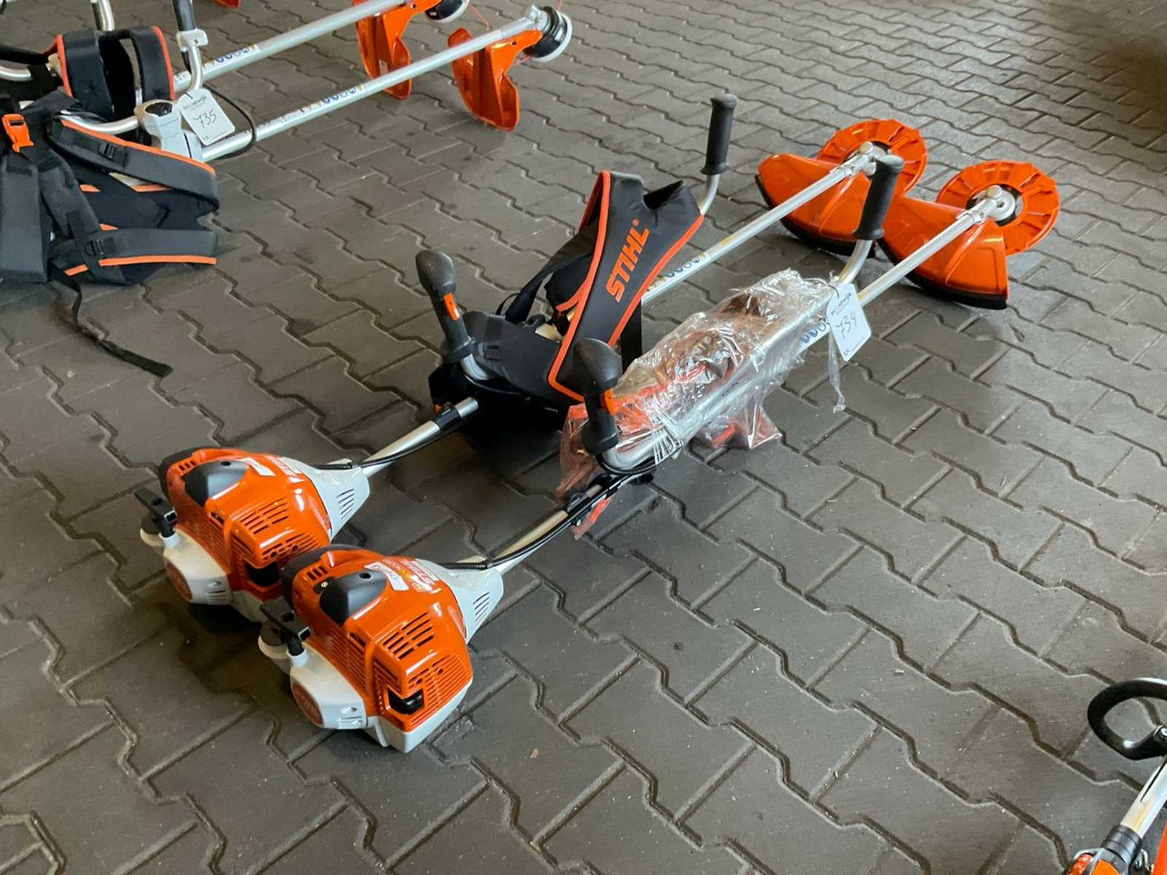 Stihl FS 240 - Forestry mulcher: picture 2 Stihl FS 240 - Forestry mulcher: picture 2