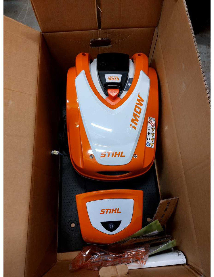 Stihl I-MOW - Garden mower: picture 1 Stihl I-MOW - Garden mower: picture 1