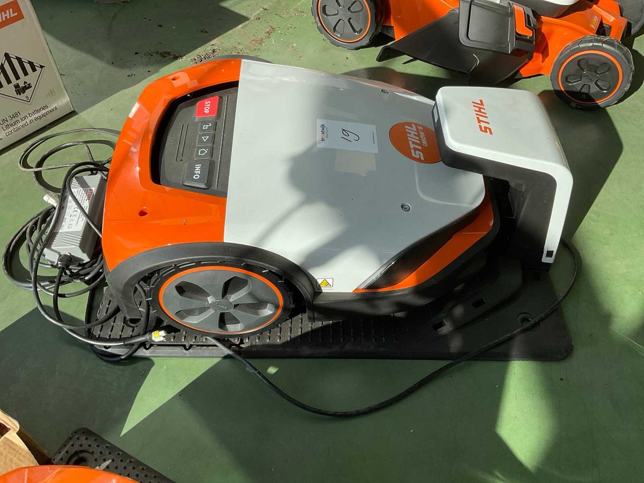 Stihl iMow 5 - Garden mower: picture 4 Stihl iMow 5 - Garden mower: picture 4