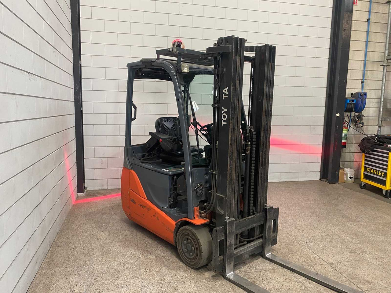 TOYOTA - 2012 - 8 FBEKT 16 - FORKLIFT TRUCK - Forklift: picture 2 TOYOTA - 2012 - 8 FBEKT 16 - FORKLIFT TRUCK - Forklift: picture 2