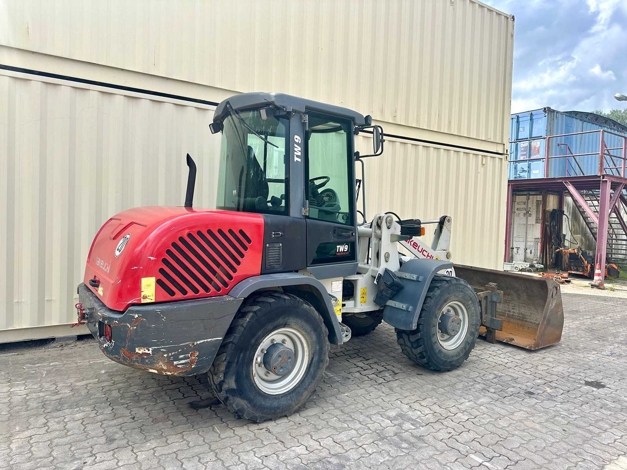Takeuchi TW9 - Wheel loader: picture 3 Takeuchi TW9 - Wheel loader: picture 3