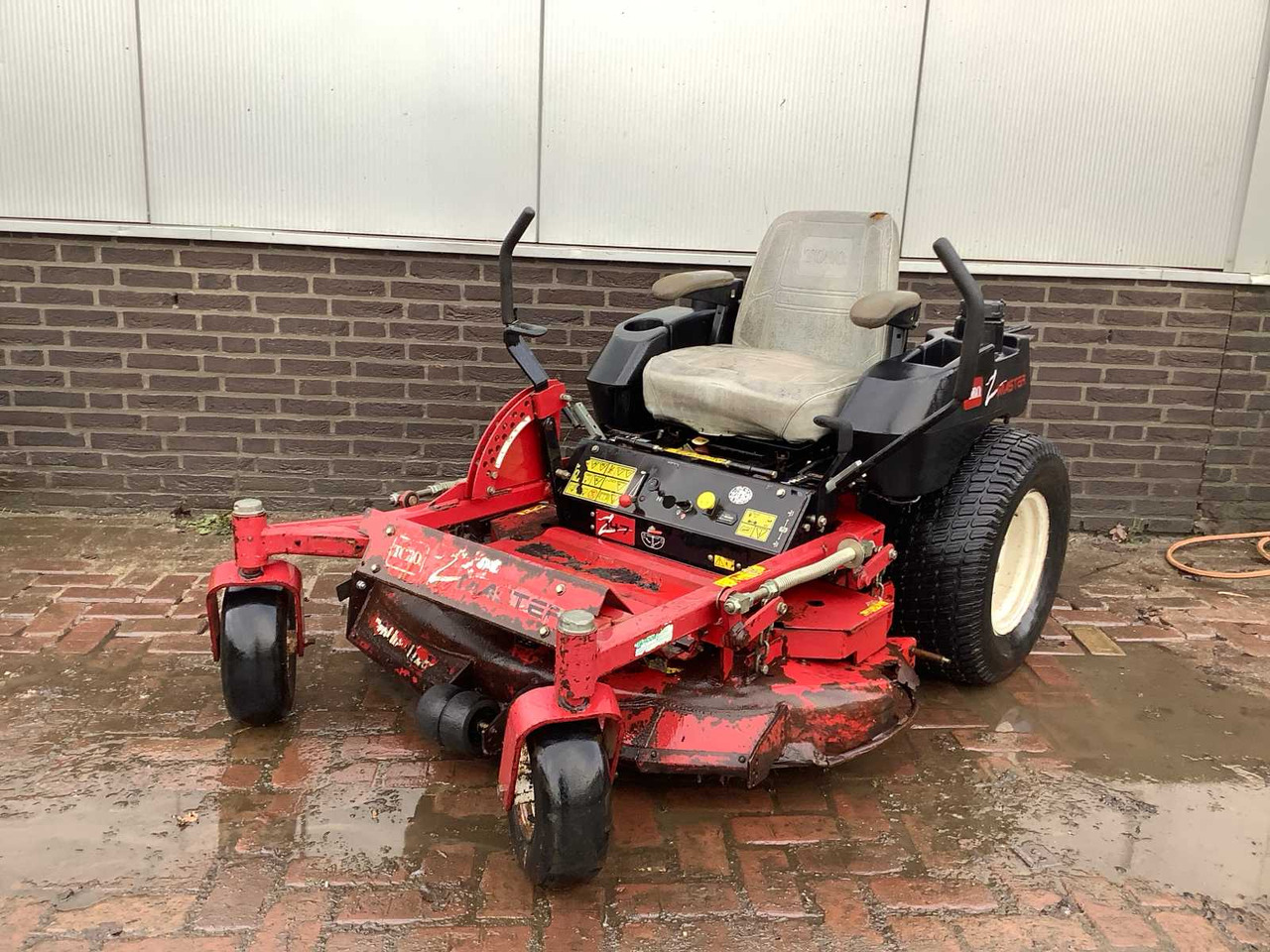 Toro ZMaster - Garden mower: picture 1 Toro ZMaster - Garden mower: picture 1
