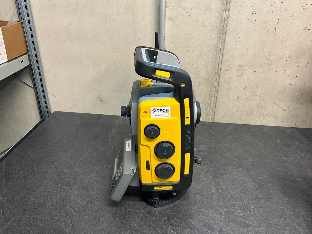 Trimble SPS930 - Construction equipment: picture 3 Trimble SPS930 - Construction equipment: picture 3