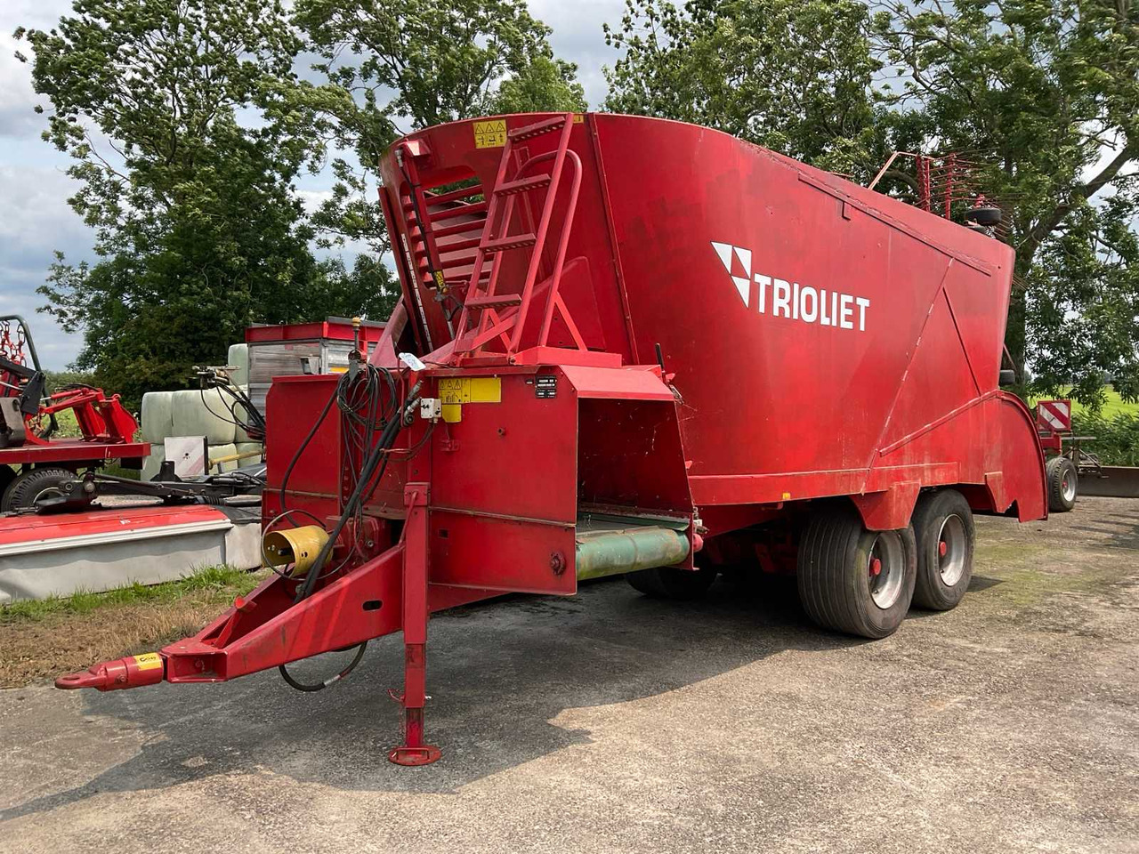 Trioliet TM2-1600 - Forage mixer wagon: picture 1 Trioliet TM2-1600 - Forage mixer wagon: picture 1