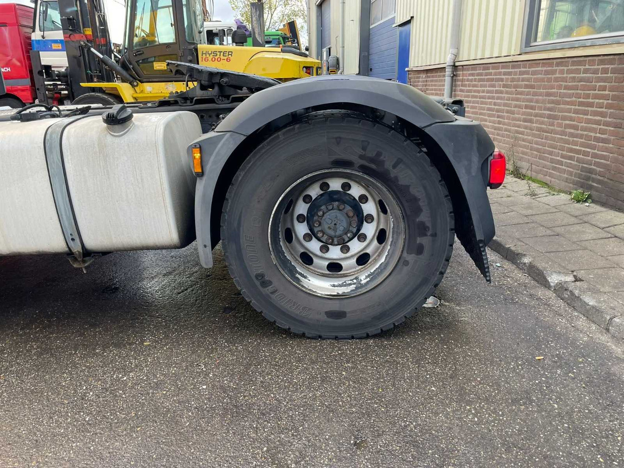 DAF - CF TRACTOR 4X2 440 - TRUCK - Truck: picture 4 DAF - CF TRACTOR 4X2 440 - TRUCK - Truck: picture 4