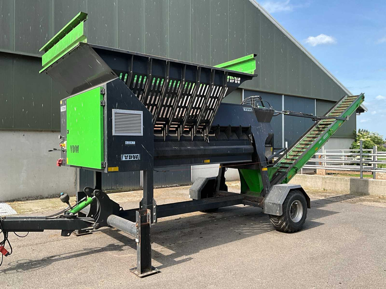 VDW CLT3 - Beet harvester: picture 4 VDW CLT3 - Beet harvester: picture 4