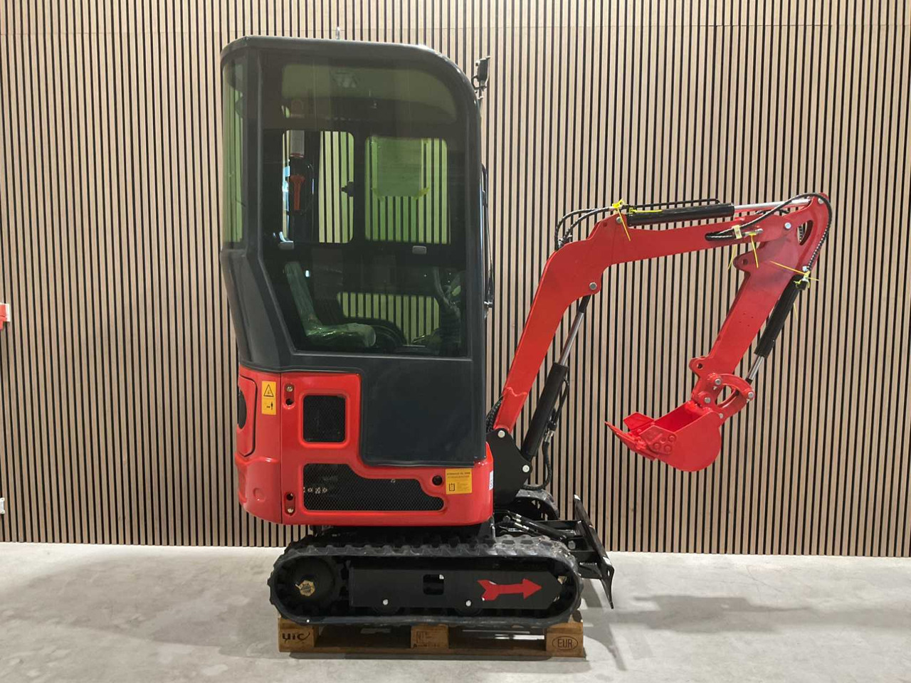 VGT R319 - Mini excavator: picture 4 VGT R319 - Mini excavator: picture 4