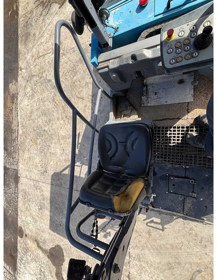 VOGELE SUPER 1303-2 - Asphalt paver: picture 5 VOGELE SUPER 1303-2 - Asphalt paver: picture 5