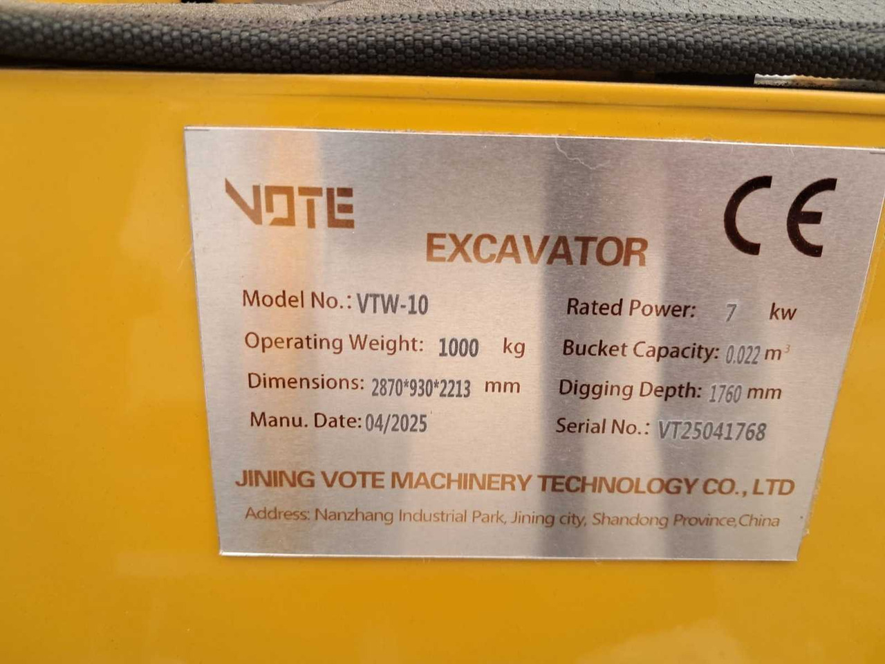 VOTE - Mini excavator: picture 2 VOTE - Mini excavator: picture 2