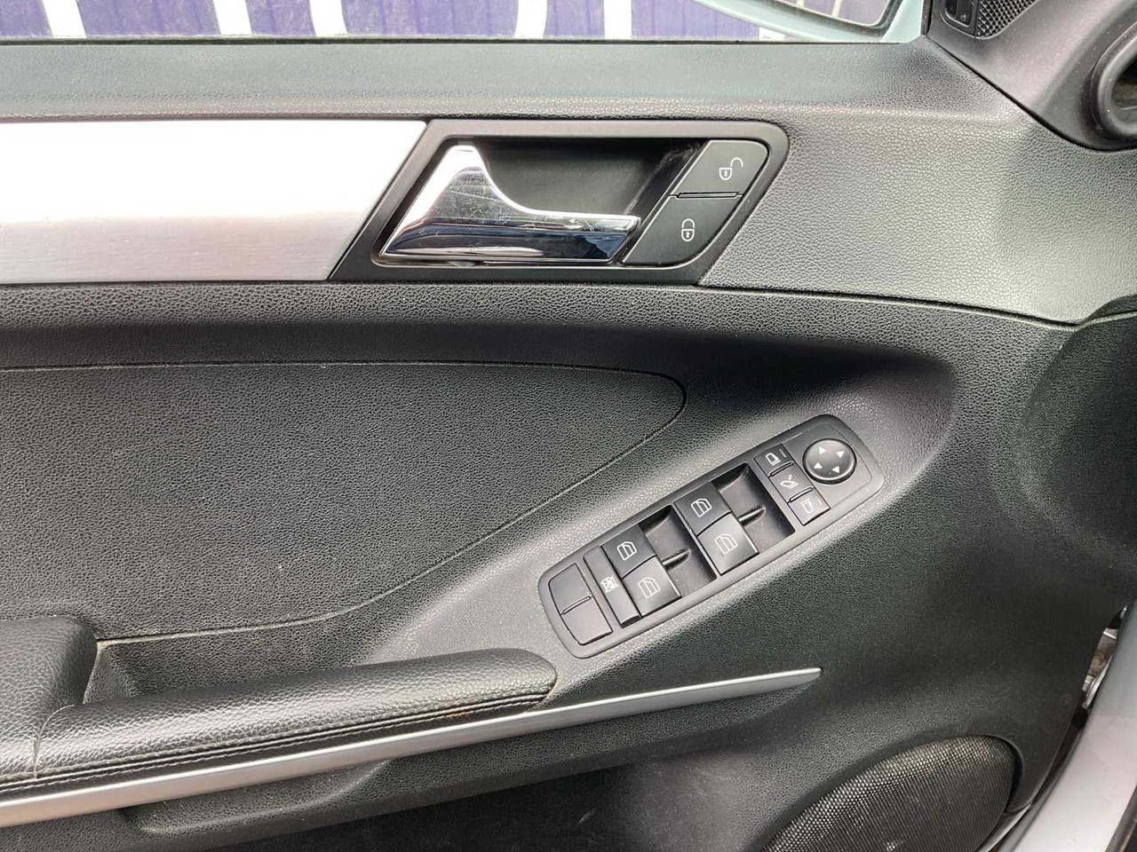 2006 - MERCEDES-BENZ - M-CLASS - 280 CDI - COMMERCIAL VEHICLE - Van: picture 5 2006 - MERCEDES-BENZ - M-CLASS - 280 CDI - COMMERCIAL VEHICLE - Van: picture 5