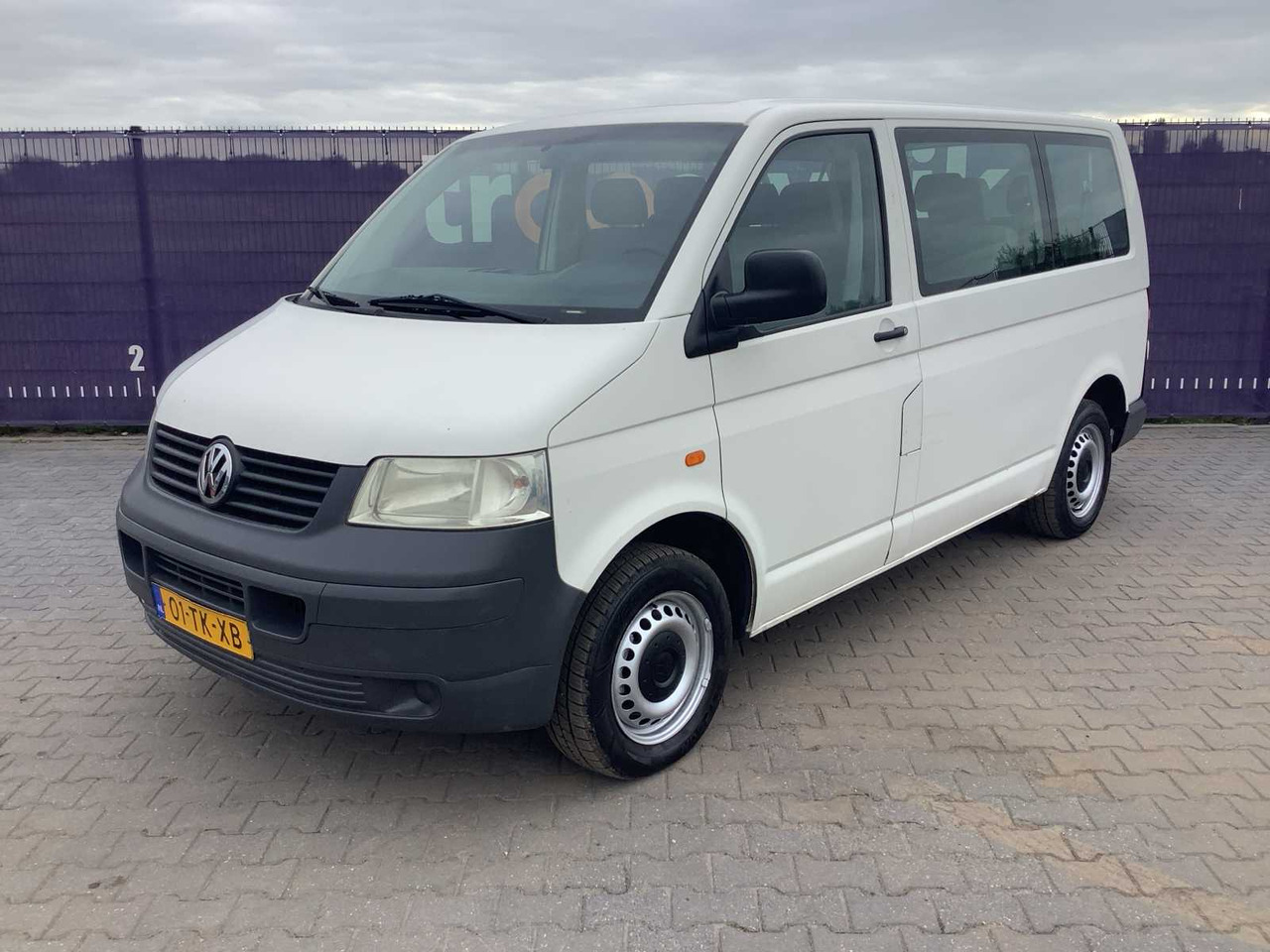 2006 - VOLKSWAGEN - TRANSPORTER KOMBI - 1.9 TDI 300 BASELINE - COMMERCIAL VEHICLE - Van: picture 1 2006 - VOLKSWAGEN - TRANSPORTER KOMBI - 1.9 TDI 300 BASELINE - COMMERCIAL VEHICLE - Van: picture 1