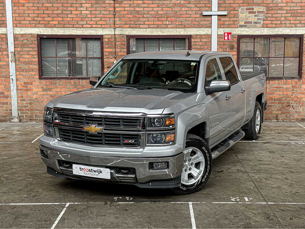 CHEVROLET SILVERADO 5.3L V8 Z71 PICK-UP TRUCK 390HP 2014, VK-821-F - Van: picture 3 CHEVROLET SILVERADO 5.3L V8 Z71 PICK-UP TRUCK 390HP 2014, VK-821-F - Van: picture 3