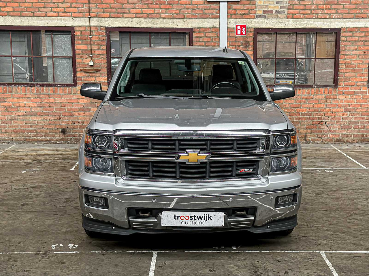 CHEVROLET SILVERADO 5.3L V8 Z71 PICK-UP TRUCK 390HP 2014, VK-821-F - Van: picture 5 CHEVROLET SILVERADO 5.3L V8 Z71 PICK-UP TRUCK 390HP 2014, VK-821-F - Van: picture 5