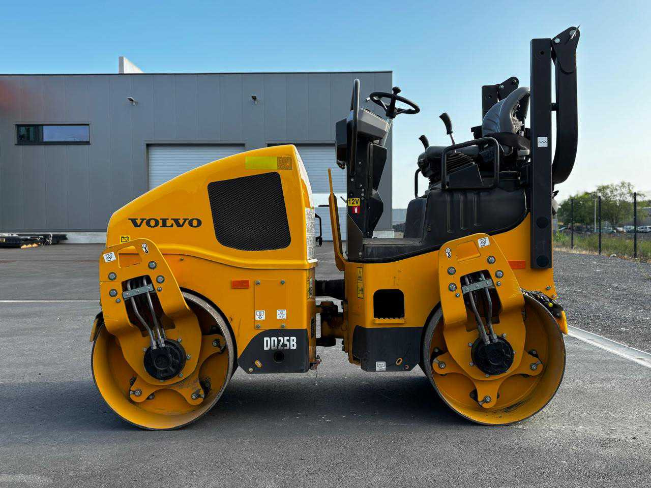 Volvo DD25B - Road roller: picture 5 Volvo DD25B - Road roller: picture 5