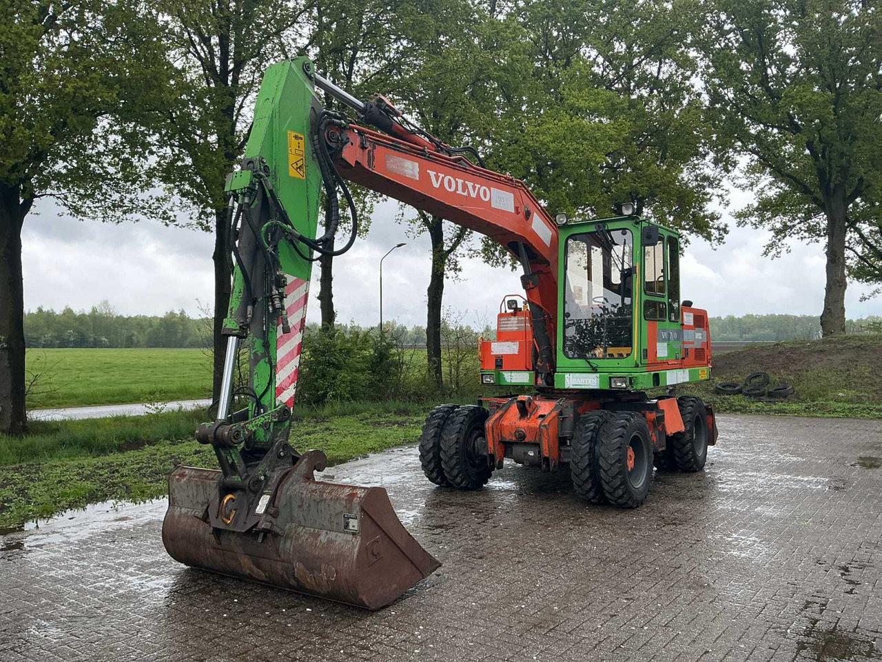 Volvo EW150C - Mobile crane: picture 1 Volvo EW150C - Mobile crane: picture 1
