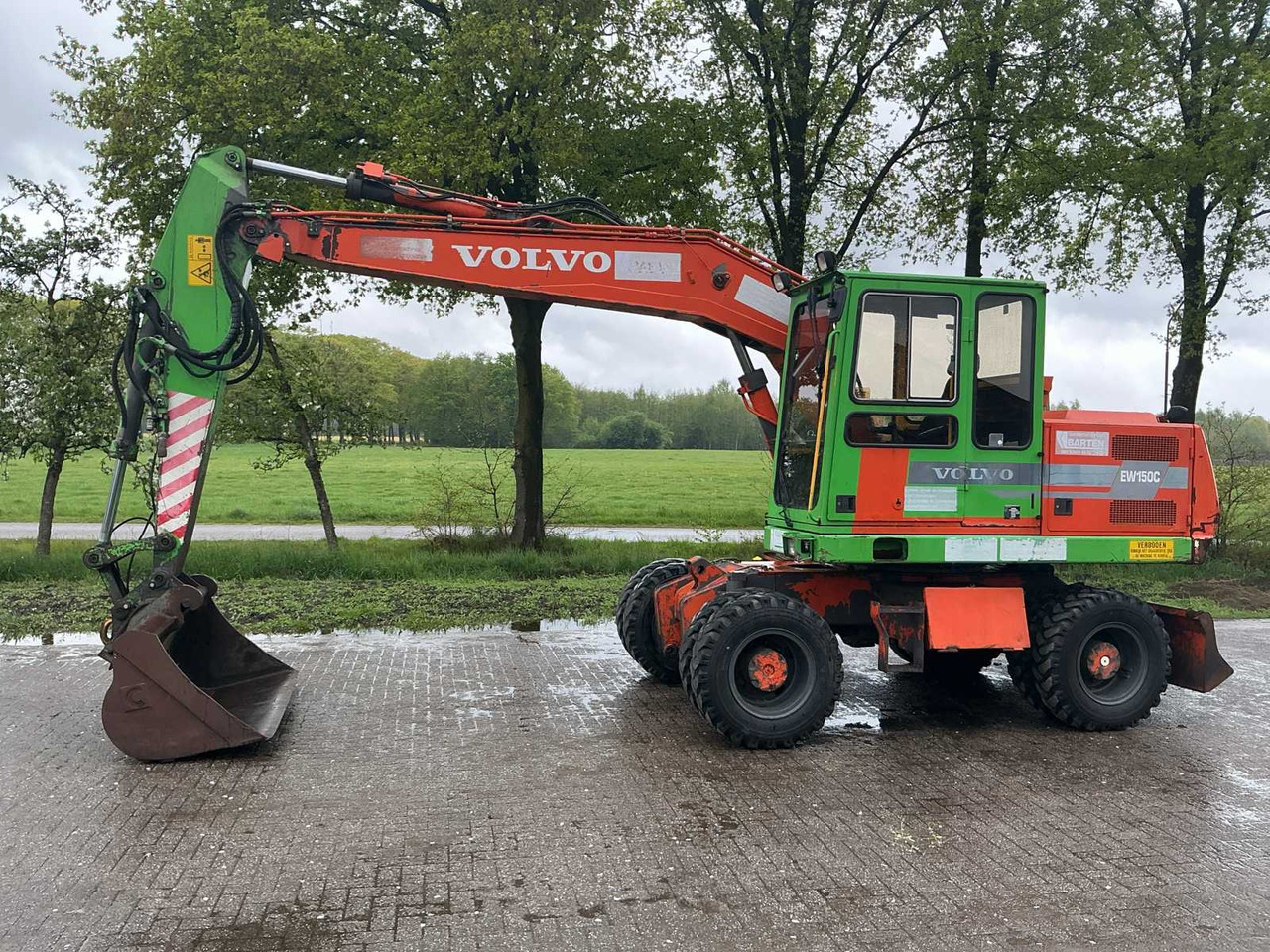 Volvo EW150C - Mobile crane: picture 2 Volvo EW150C - Mobile crane: picture 2