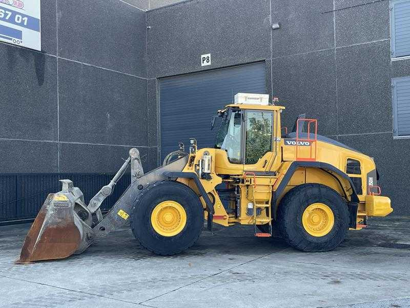 Volvo L150H - Wheel loader: picture 2 Volvo L150H - Wheel loader: picture 2