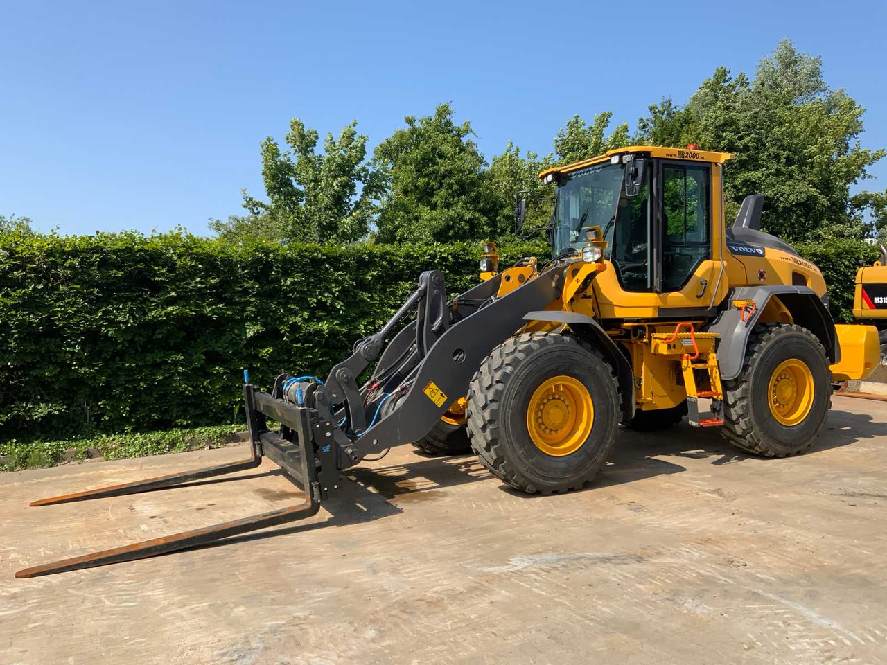 Volvo L70H - Wheel loader: picture 1 Volvo L70H - Wheel loader: picture 1