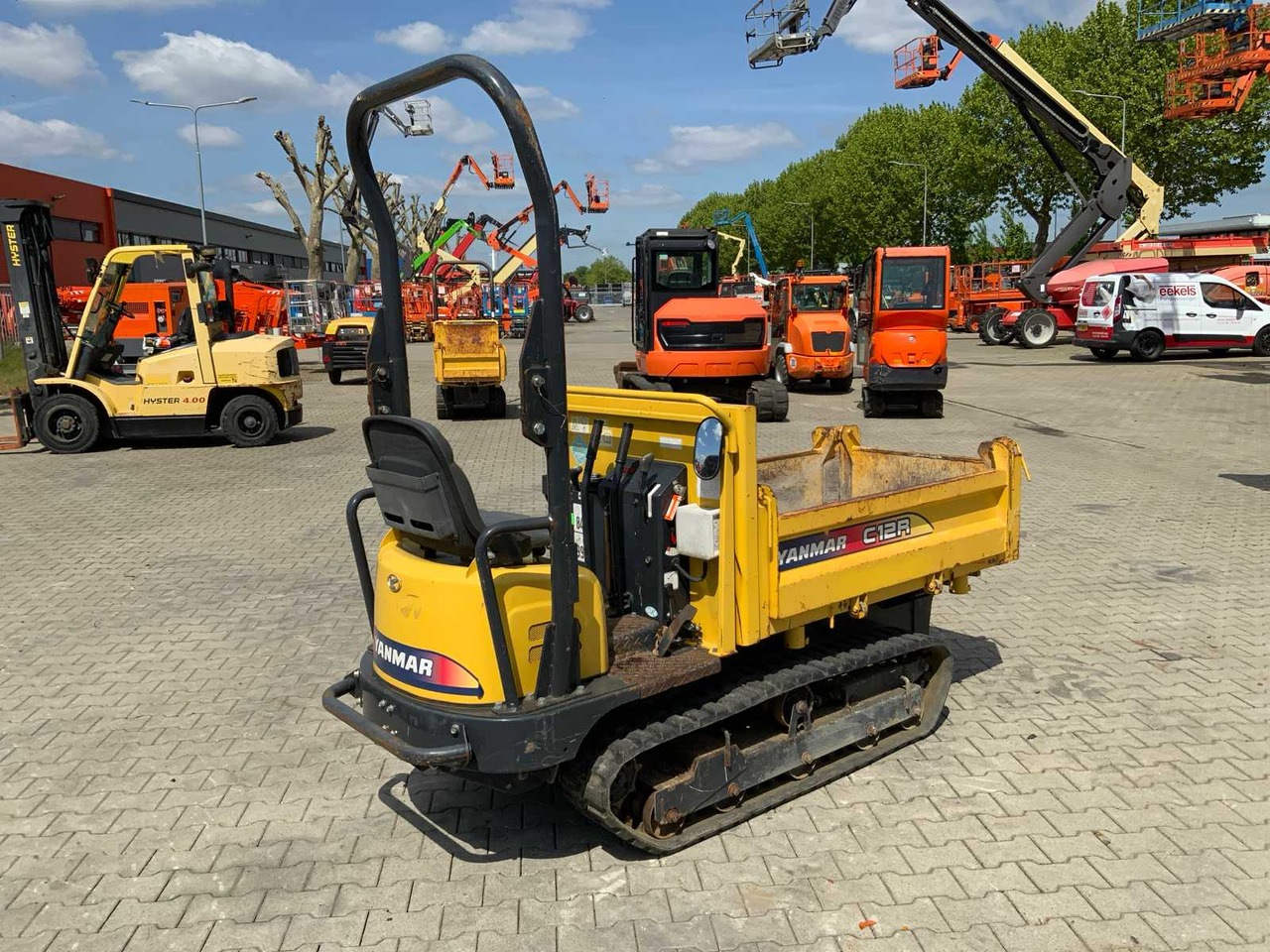 Yanmar C12R-B - Dumper: picture 5 Yanmar C12R-B - Dumper: picture 5