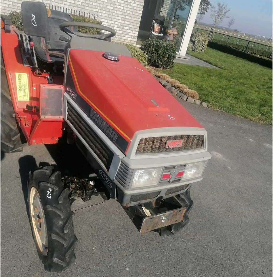 Yanmar F165 - Compact tractor: picture 3 Yanmar F165 - Compact tractor: picture 3