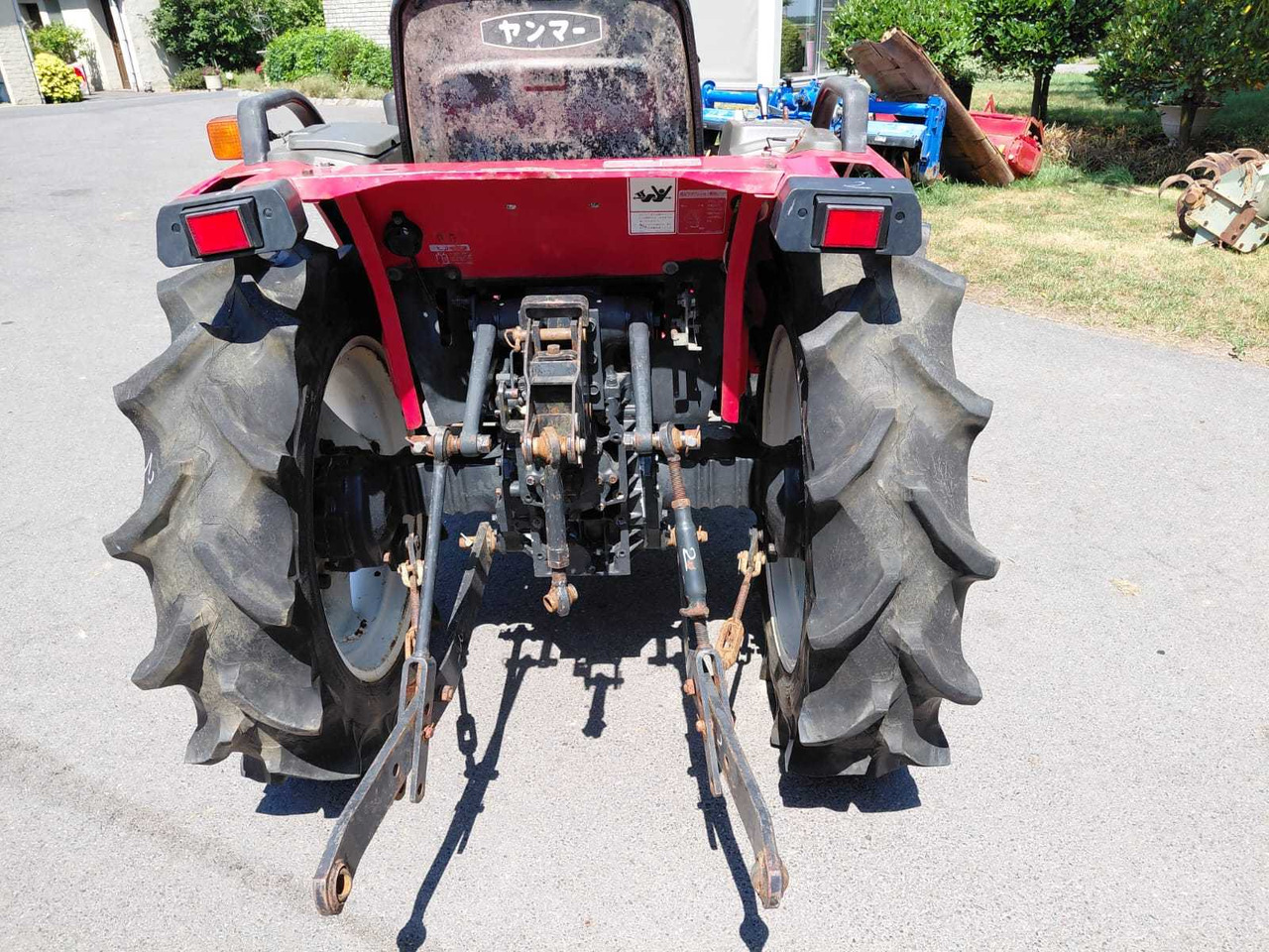 Yanmar F180 - Compact tractor: picture 4 Yanmar F180 - Compact tractor: picture 4