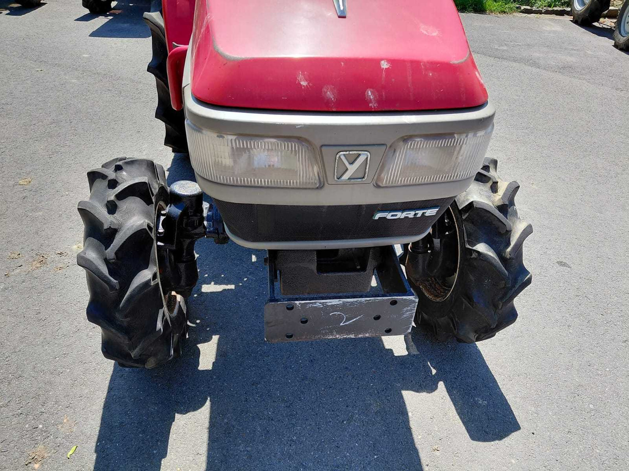Yanmar F180 - Compact tractor: picture 2 Yanmar F180 - Compact tractor: picture 2