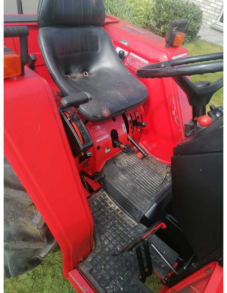 Yanmar FX20D - Compact tractor: picture 5 Yanmar FX20D - Compact tractor: picture 5
