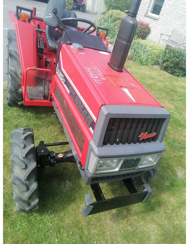 Yanmar FX20D - Compact tractor: picture 2 Yanmar FX20D - Compact tractor: picture 2