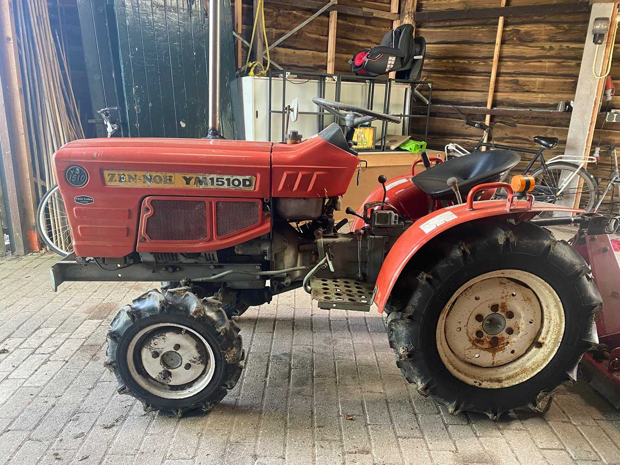 Yanmar zen-noh ym 1510D - Compact tractor: picture 4 Yanmar zen-noh ym 1510D - Compact tractor: picture 4