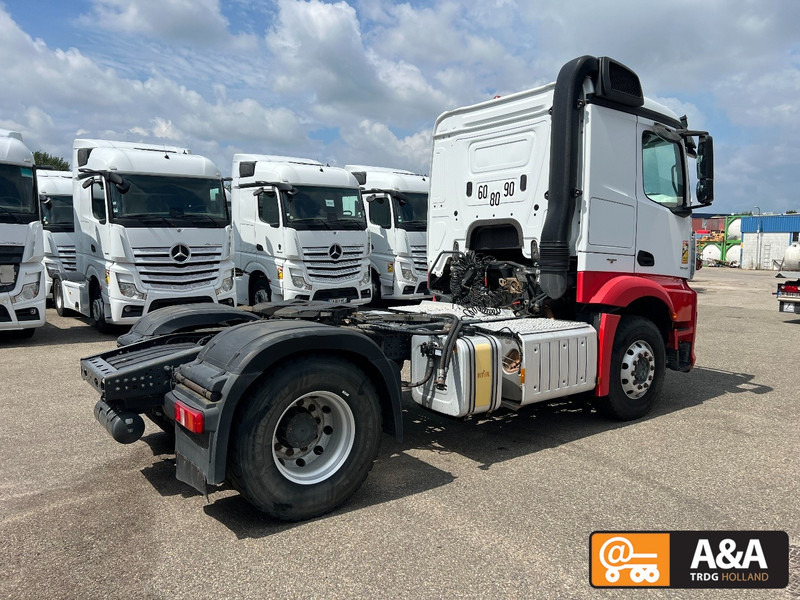 Mercedes-Benz ACTROS 1848 LS - HYVA HYDRAULIC - 477.000 KM - Tractor unit: picture 5 Mercedes-Benz ACTROS 1848 LS - HYVA HYDRAULIC - 477.000 KM - Tractor unit: picture 5