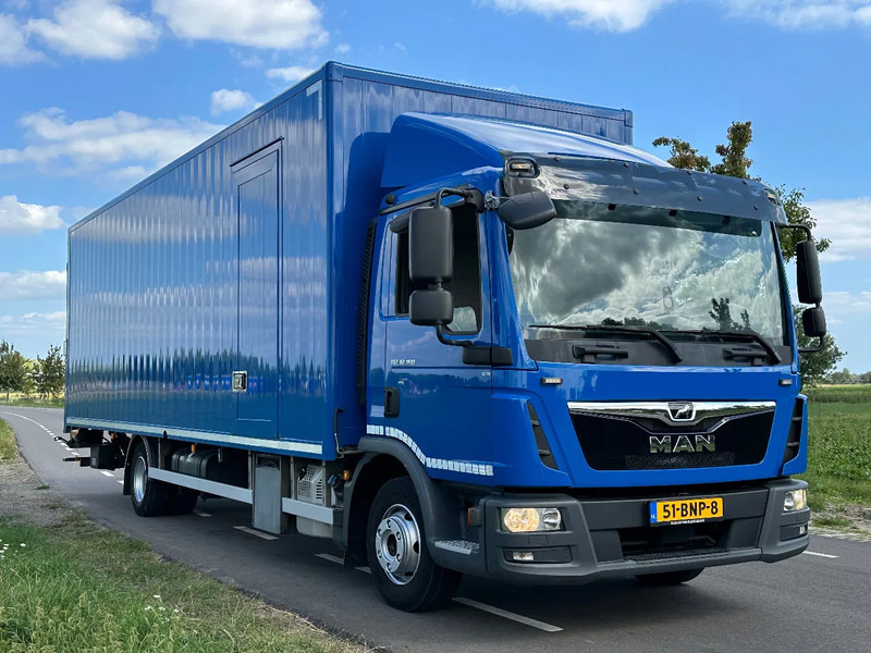 MAN TGL - Box truck: picture 5 MAN TGL - Box truck: picture 5