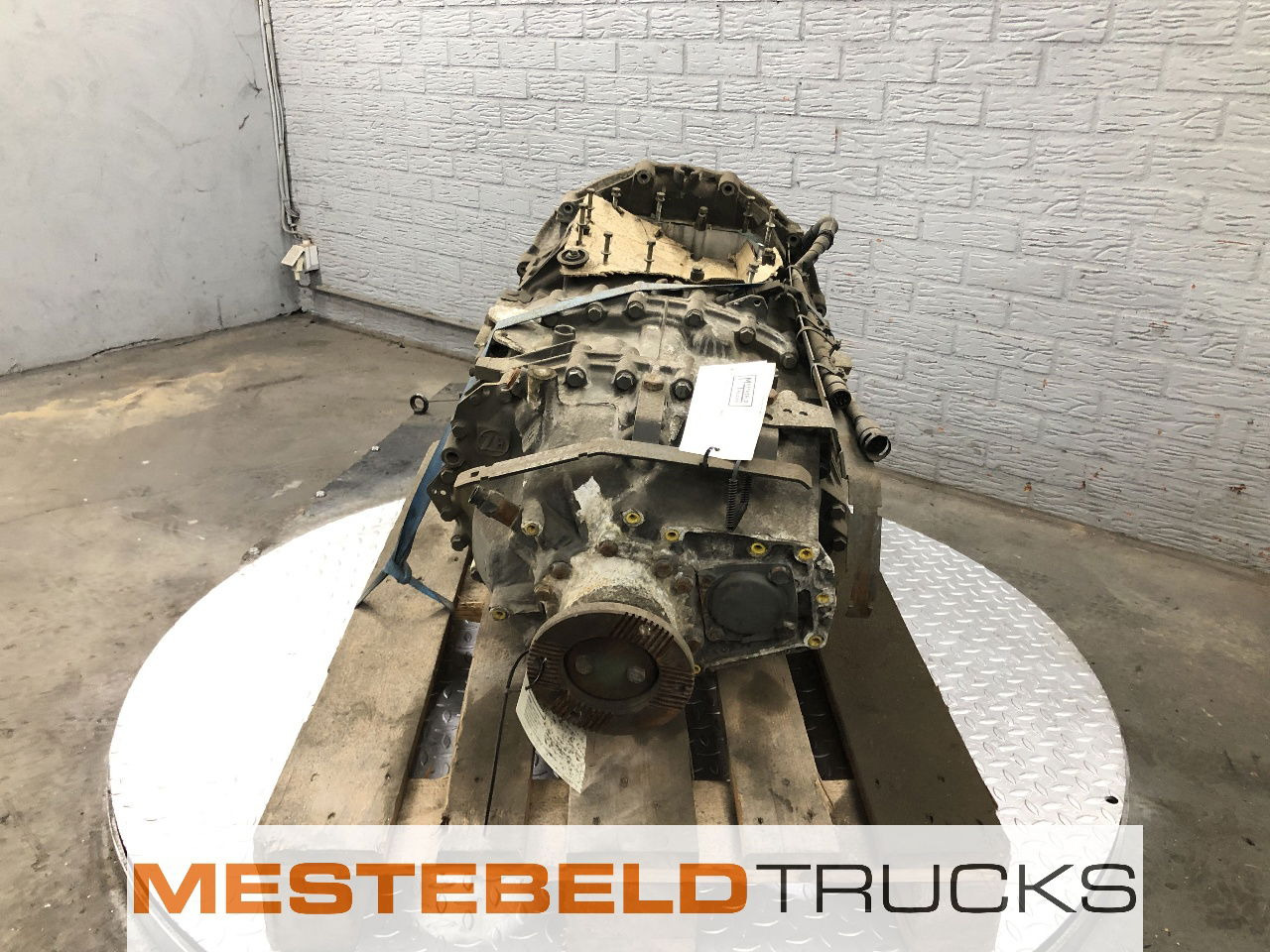 DAF 12 AS 1930 TD - Gearbox and parts for Truck: picture 2 DAF 12 AS 1930 TD - Gearbox and parts for Truck: picture 2