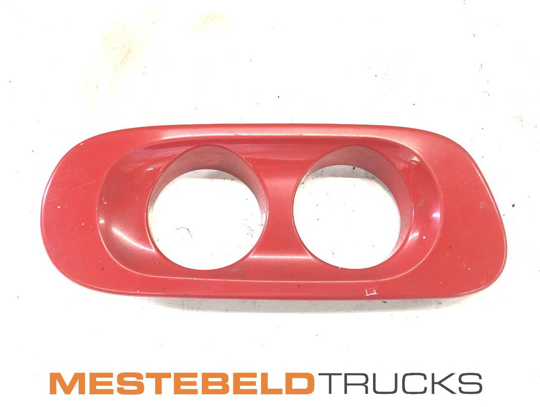 DAF Afdekplaat mis/verstraler rechts - Lights/ Lighting for Truck: picture 1 DAF Afdekplaat mis/verstraler rechts - Lights/ Lighting for Truck: picture 1