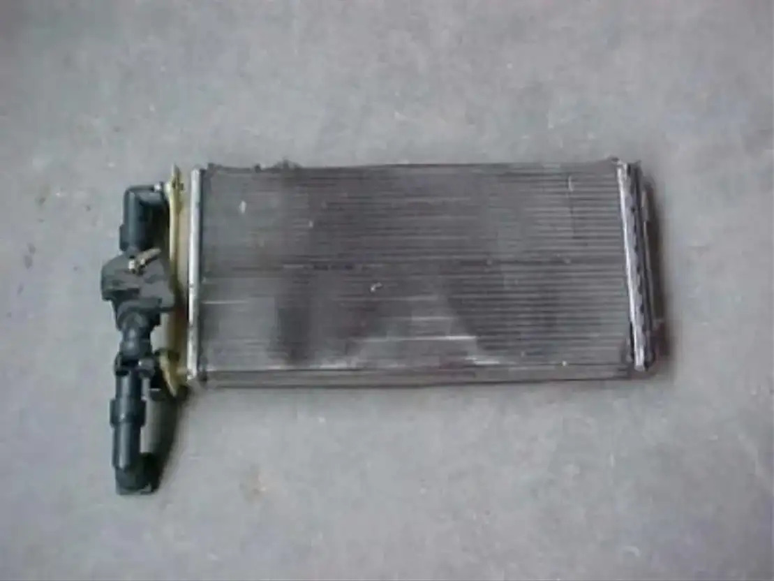 DAF Kachelradiator XF - Cab and interior for Truck: picture 1 DAF Kachelradiator XF - Cab and interior for Truck: picture 1