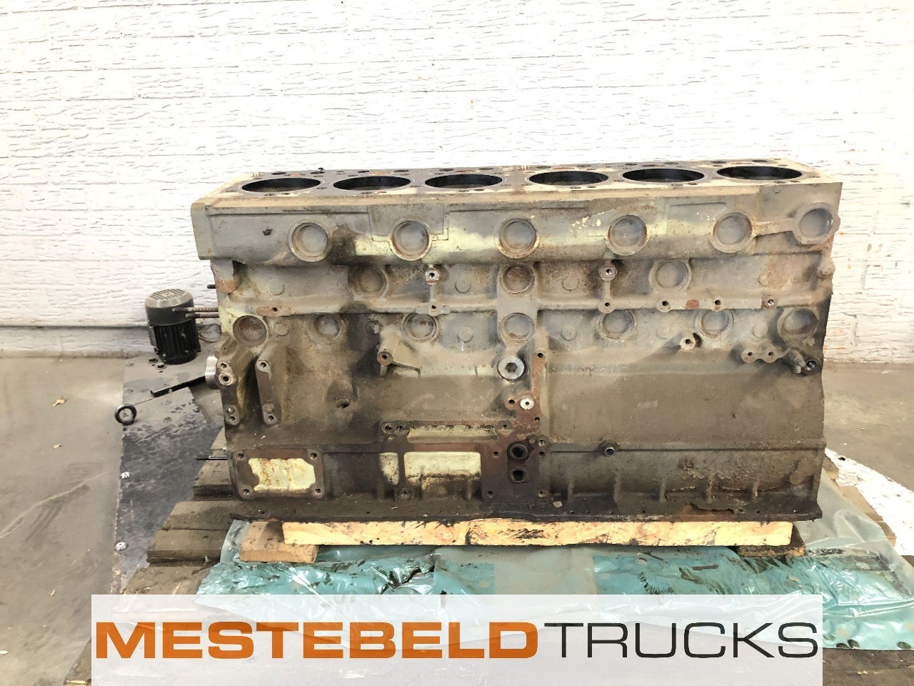 DAF Motorblok kaal - Engine for Truck: picture 3 DAF Motorblok kaal - Engine for Truck: picture 3