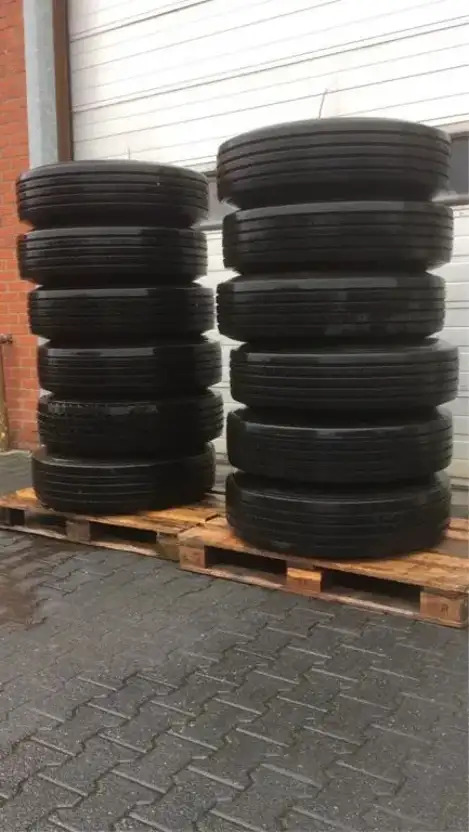 Dunlop Band + velg 255/70x22.5 - Tire for Truck: picture 1 Dunlop Band + velg 255/70x22.5 - Tire for Truck: picture 1