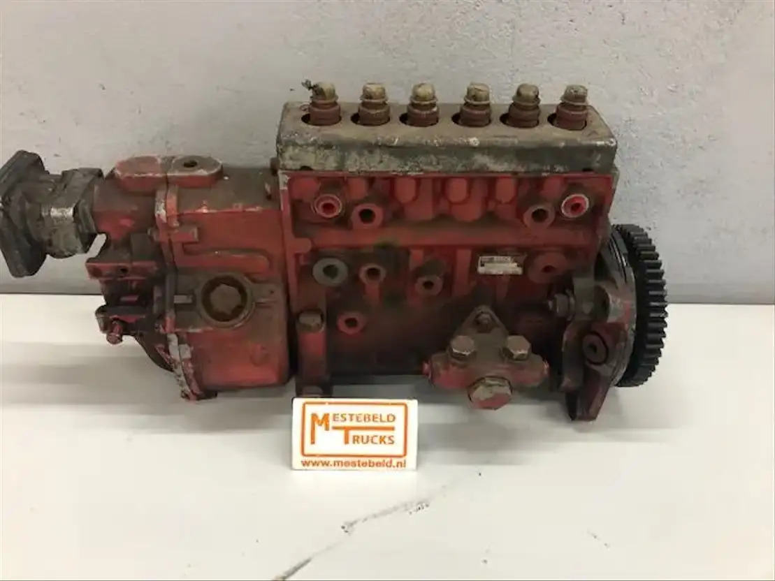 MAN Brandstofpomp D2566 MKF - Fuel pump for Truck: picture 1 MAN Brandstofpomp D2566 MKF - Fuel pump for Truck: picture 1