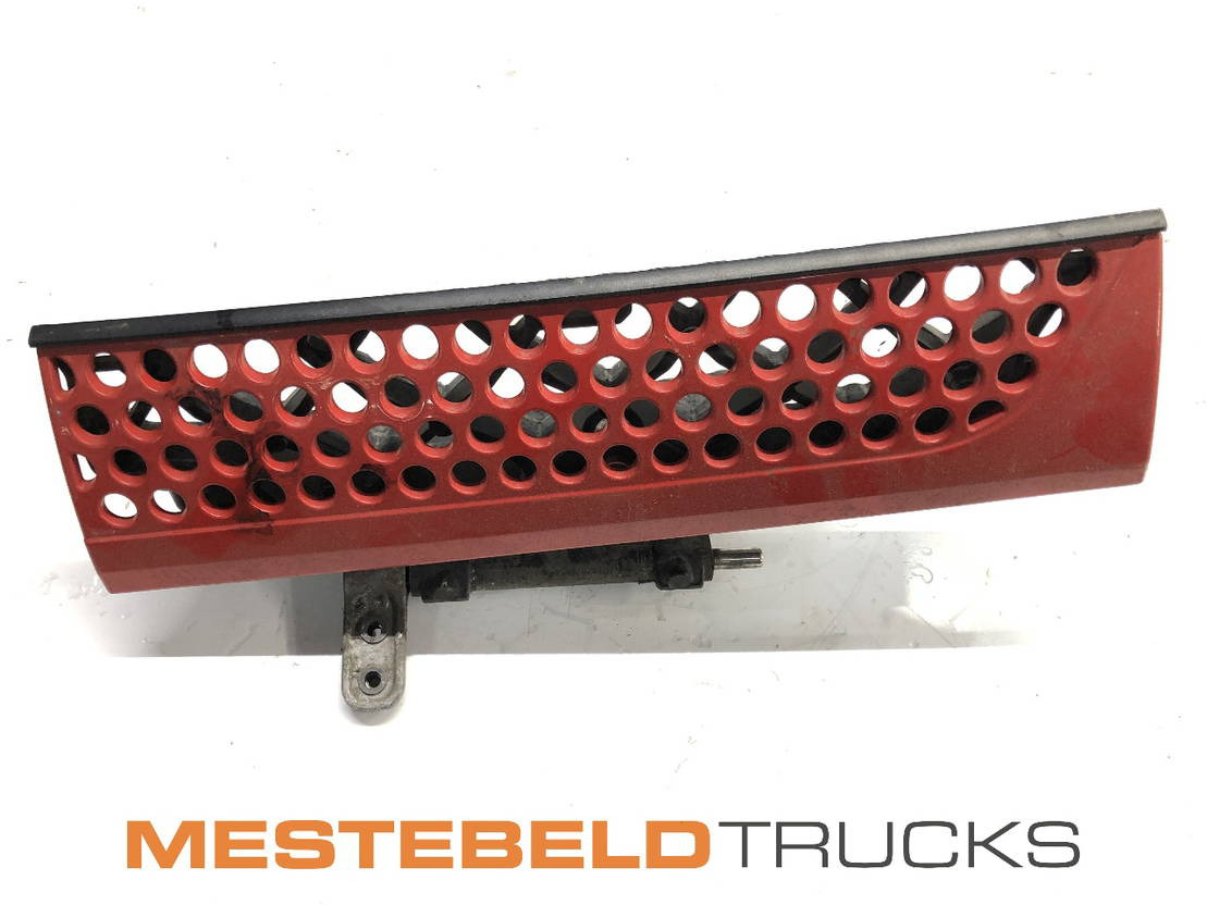 Mercedes-Benz Afdekplaat grille links - Frame/ Chassis for Truck: picture 1 Mercedes-Benz Afdekplaat grille links - Frame/ Chassis for Truck: picture 1
