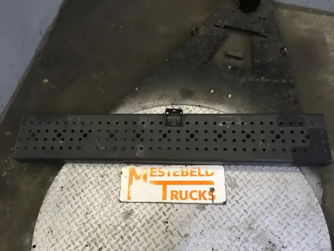 Mercedes-Benz Gedeelte van Chassis - Frame/ Chassis for Truck: picture 1 Mercedes-Benz Gedeelte van Chassis - Frame/ Chassis for Truck: picture 1