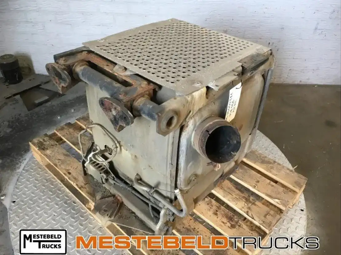 Mercedes-Benz Katalysator 175 liter - Exhaust system for Truck: picture 1 Mercedes-Benz Katalysator 175 liter - Exhaust system for Truck: picture 1