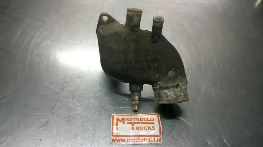 Mercedes-Benz Koelvloeistofbuis - Cooling system for Truck: picture 1 Mercedes-Benz Koelvloeistofbuis - Cooling system for Truck: picture 1