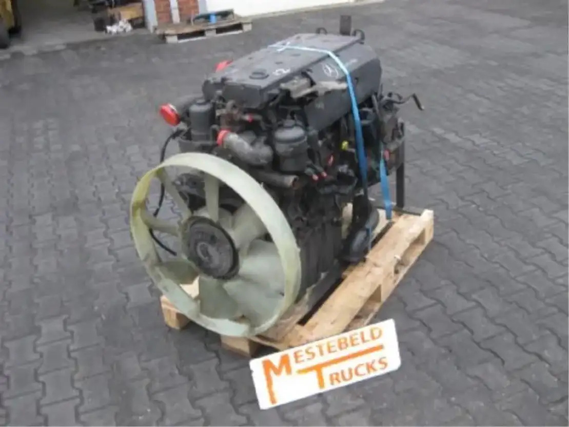 Mercedes-Benz Motor OM 906 LA - Engine for Truck: picture 2 Mercedes-Benz Motor OM 906 LA - Engine for Truck: picture 2