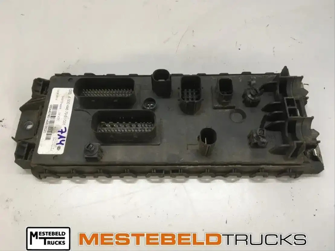 Mercedes-Benz Regeleenheid Sam Arocs - Electrical system for Truck: picture 1 Mercedes-Benz Regeleenheid Sam Arocs - Electrical system for Truck: picture 1