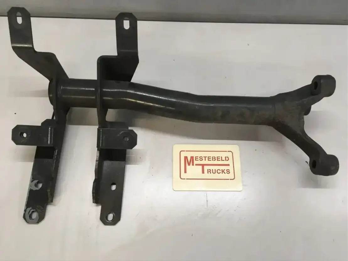 Mercedes-Benz Spatbordsteun Arocs linksvoor - Frame/ Chassis for Truck: picture 1 Mercedes-Benz Spatbordsteun Arocs linksvoor - Frame/ Chassis for Truck: picture 1