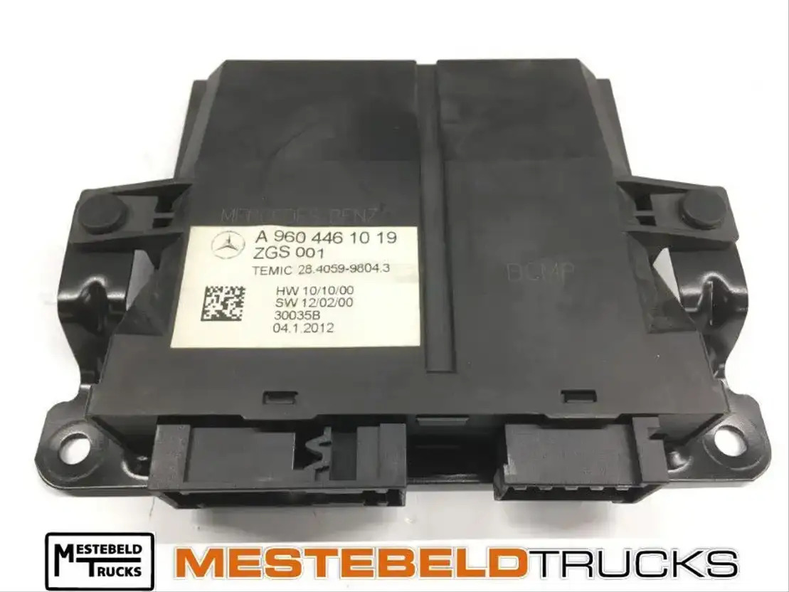 Mercedes-Benz Stuurkast portier electronica - Electrical system for Truck: picture 1 Mercedes-Benz Stuurkast portier electronica - Electrical system for Truck: picture 1
