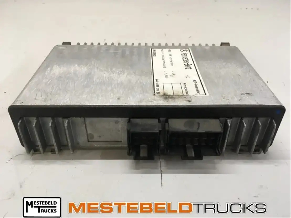 Mercedes-Benz Stuurkast retarder Actros - Electrical system for Truck: picture 1 Mercedes-Benz Stuurkast retarder Actros - Electrical system for Truck: picture 1