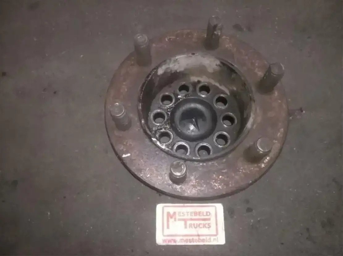 Mercedes-Benz Unimog - Front axle for Truck: picture 1 Mercedes-Benz Unimog - Front axle for Truck: picture 1